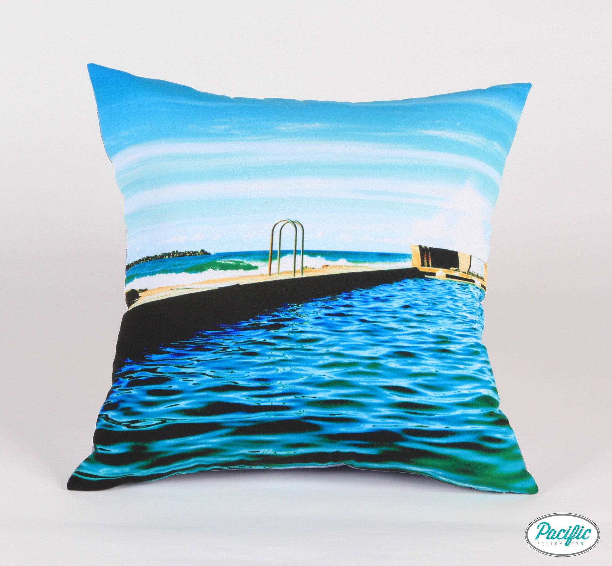 Yamba Pool Eye Level Light